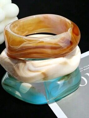 🐎NEW! Marbled Resin Bangle Stack - Amber, Cream, Turquoise